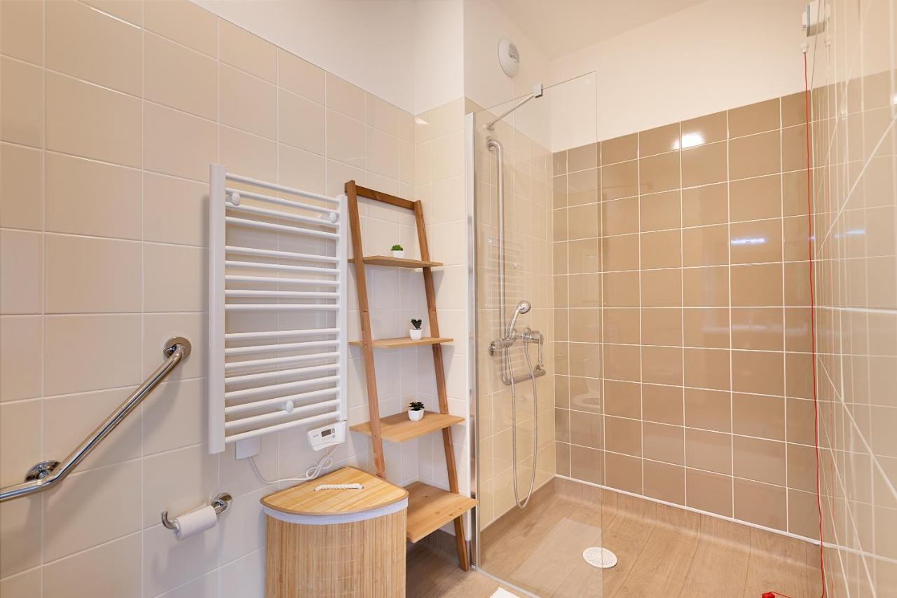 Zenao Appart'Hotels Le Raincy Экстерьер фото